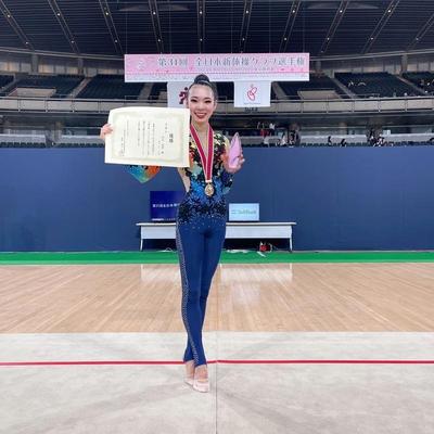 在校生の丸山莉奈さんが「全日本新体操クラブ選手権」で優勝!